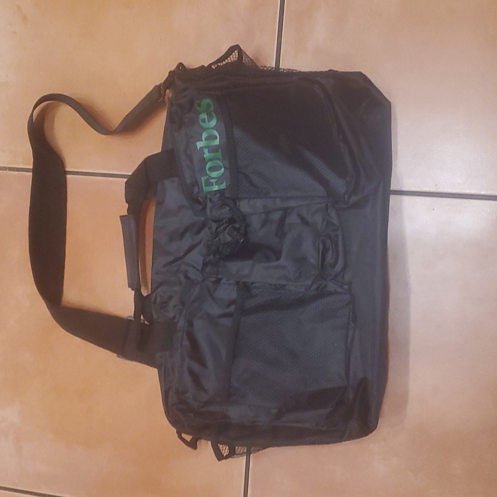 NWOT Forbes Black Gym Duffle Travel Bag